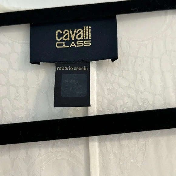 Roberto Cavalli White Blouse with Textured Design - Picture 4 of 6